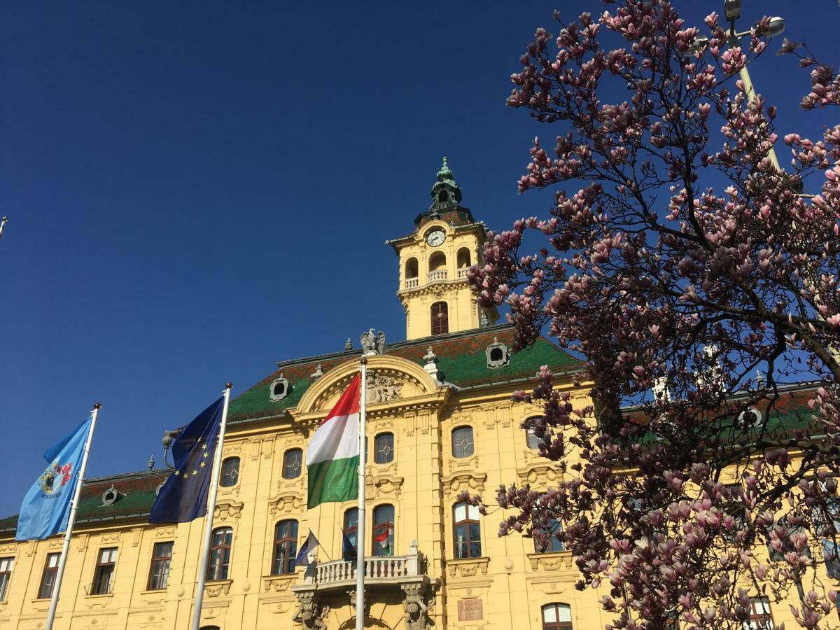 Apartamento Schaeffer Palace Szeged Exterior foto